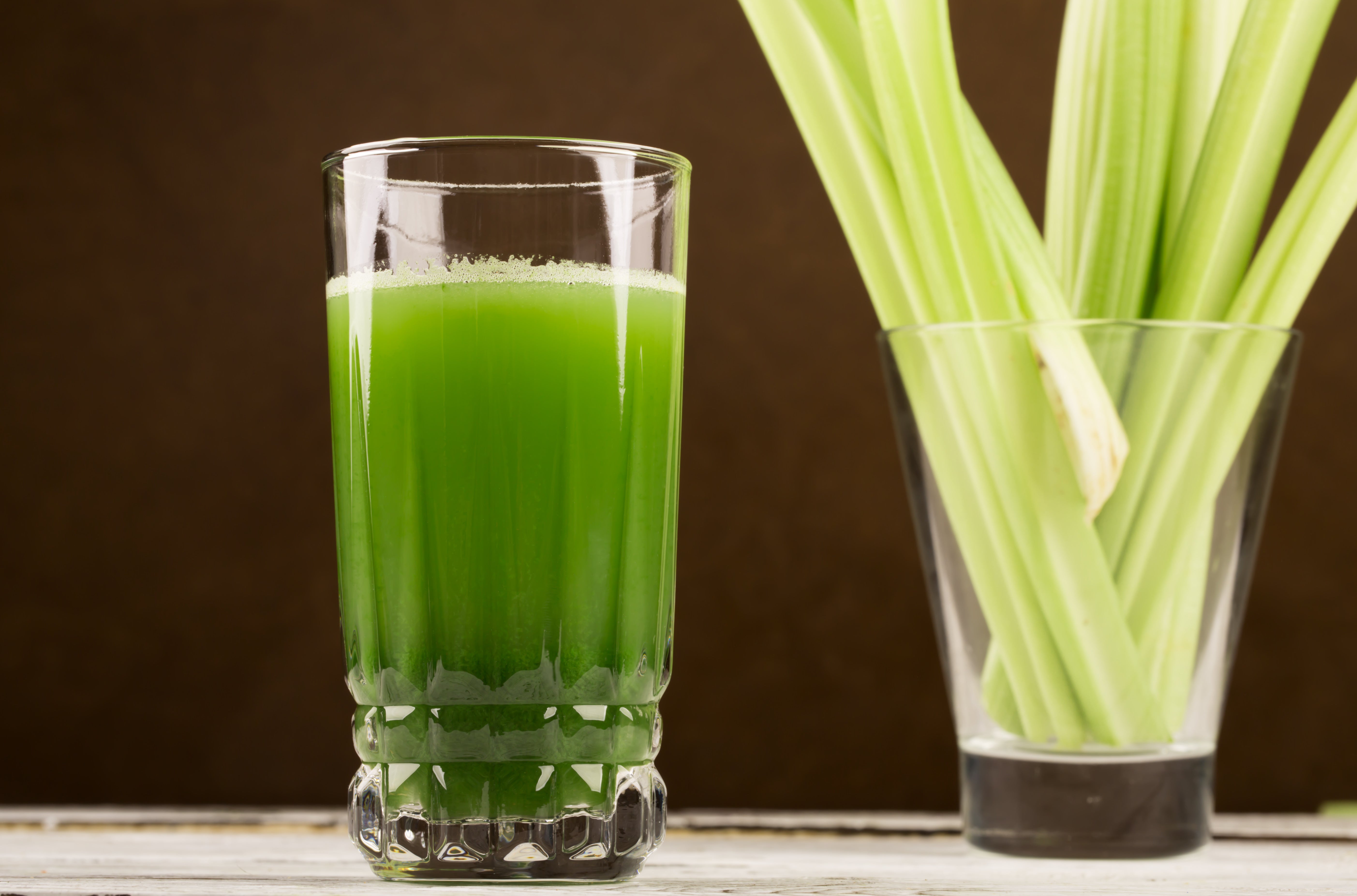 A Guide to Hydrating Summer Juices